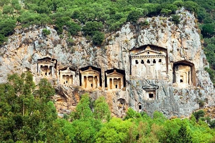 10 HİSTORİCAL PLACES YOU CAN TRAVEL İN MUGLA